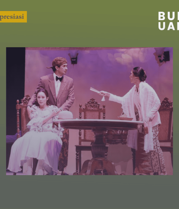 Bunga Penutup Abad, pementasan teater.
